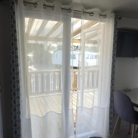 Mobil-home Le Bois Dormant 87 אתר קמפינג סן ז'אן דה מון