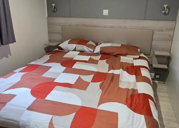 Mobil-home Le Bois Dormant 87 Campingplatz