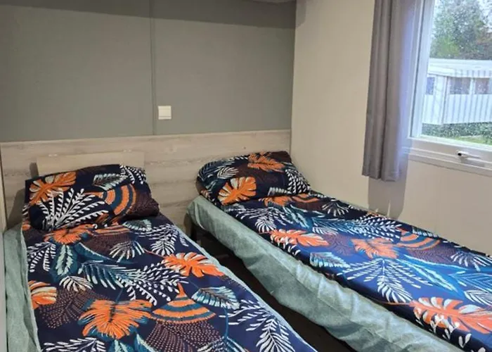 Campingplatz Mobil-home Le Bois Dormant 87 *